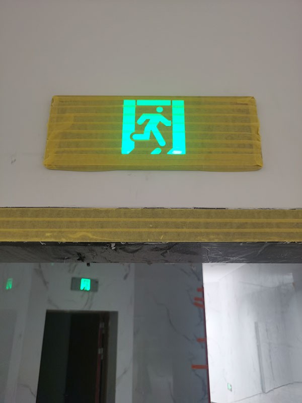 地下空間應(yīng)急疏散系統(tǒng)的特殊設(shè)計(jì)要求有哪些？